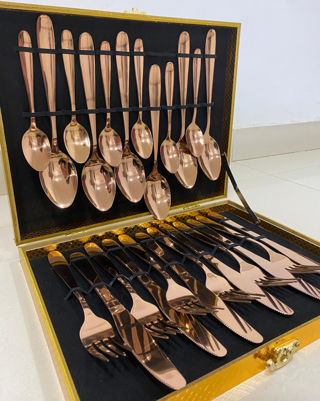 Juego De Cubiertos 24 Piezas De Acero